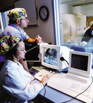 Medical Multimedia Demonstration and Return-Demonstration Teaching System